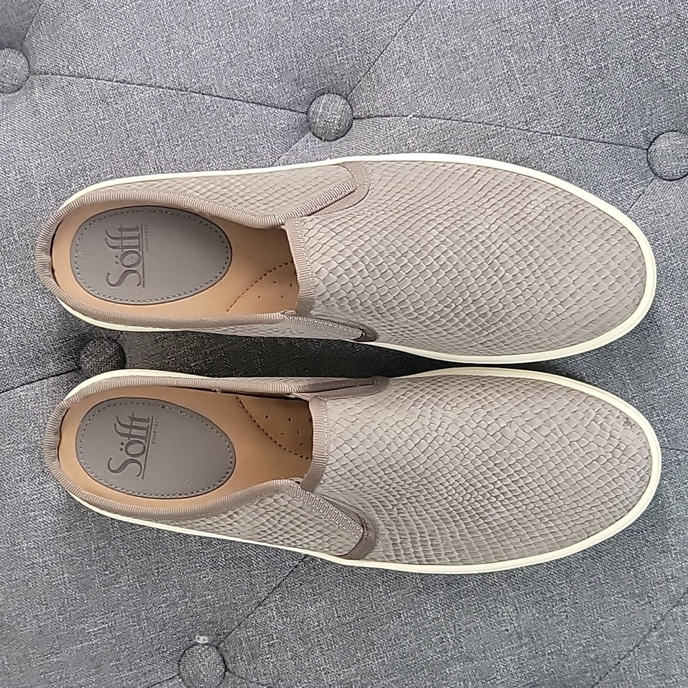 SOFFT 9 Slip on Mule Snake Texture